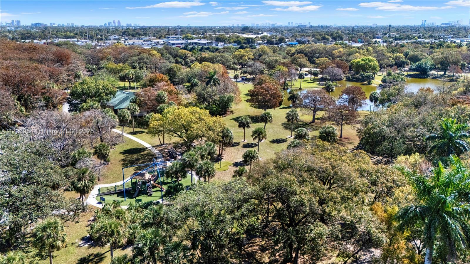 ROYAL PARK CONDO - Residential