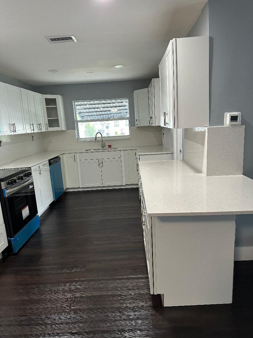 FLAIR SUB NO NINE - Residential