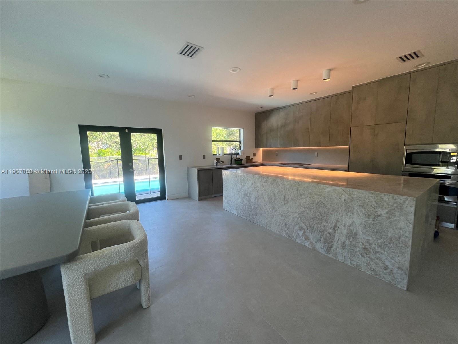 CHEDIAK SUBD - Residential