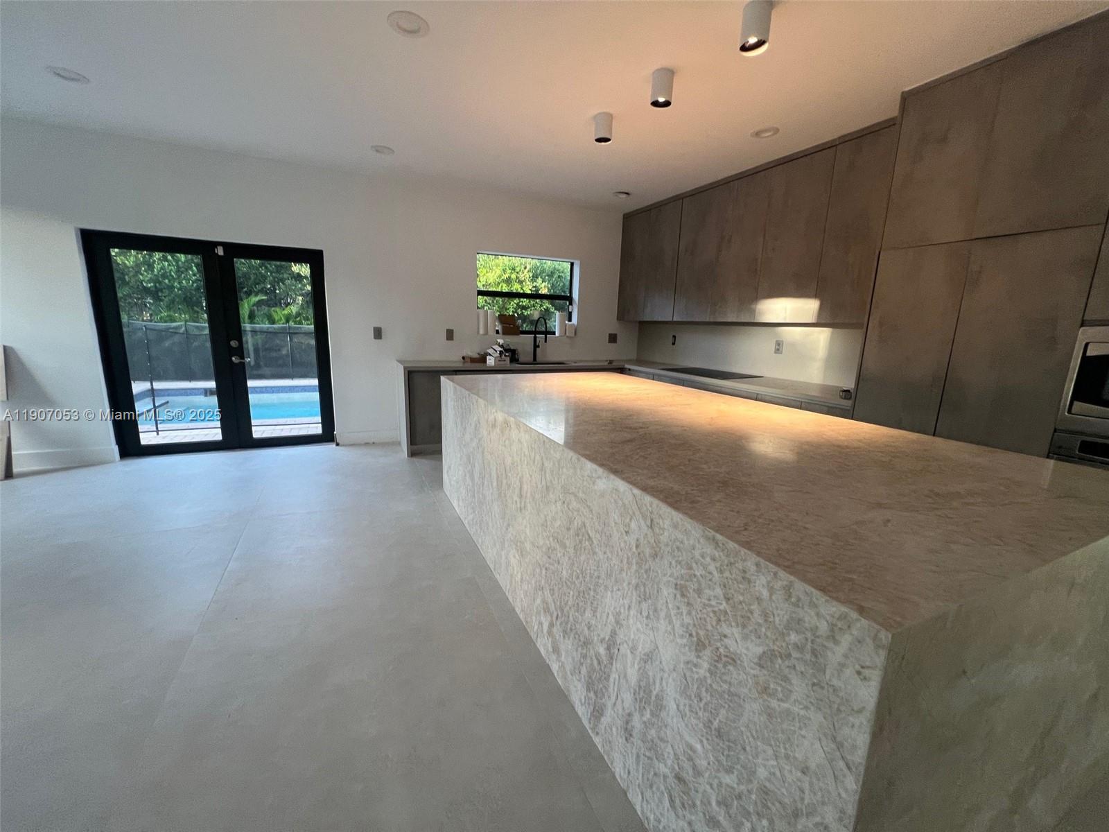 CHEDIAK SUBD - Residential