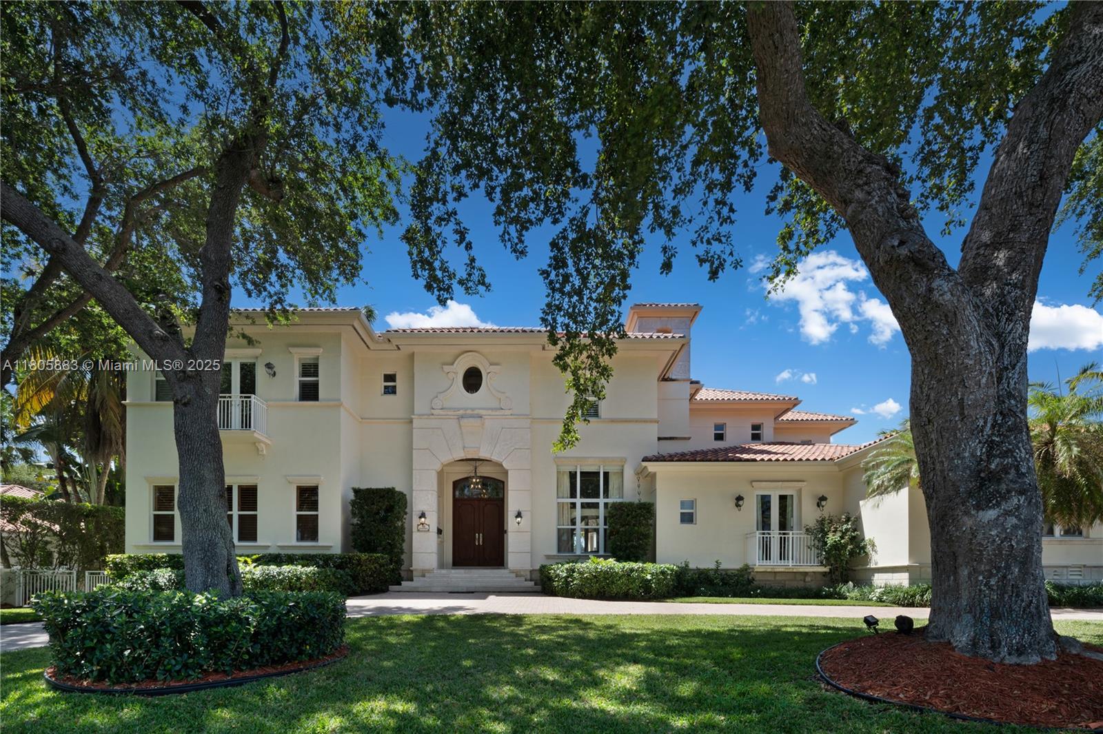 180 Solano Prado, Coral Gables, Broward County, Florida - 6 Bedrooms  
7.5 Bathrooms - 