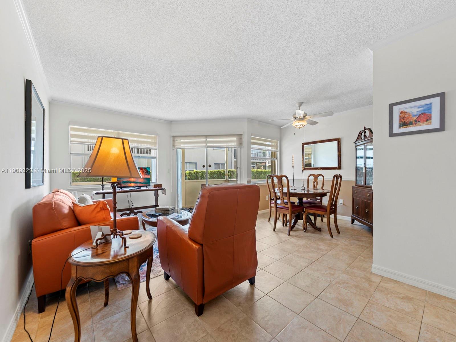 CENTER-GATE NO 1 - Residential