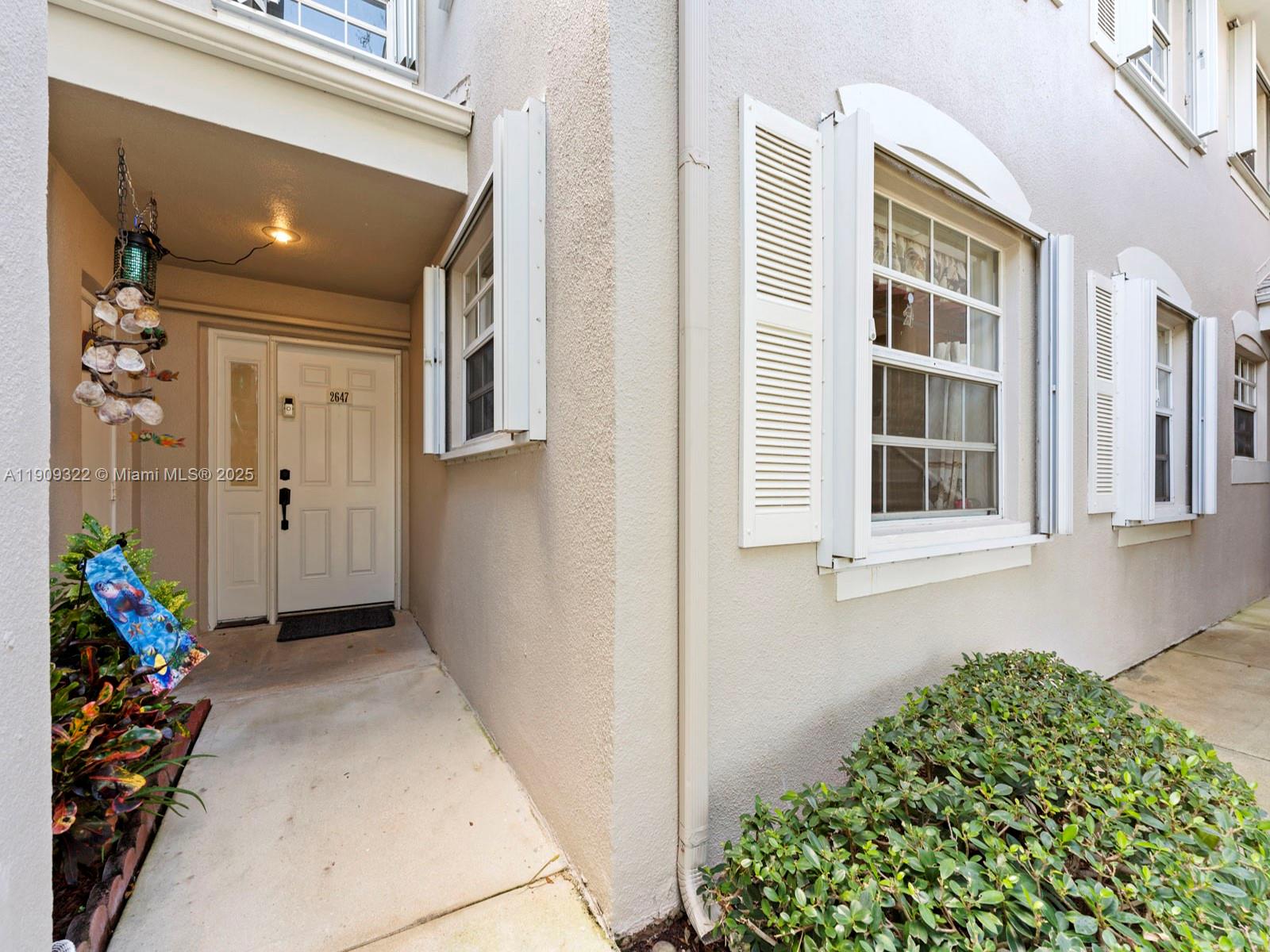 CENTER-GATE NO 1 - Residential