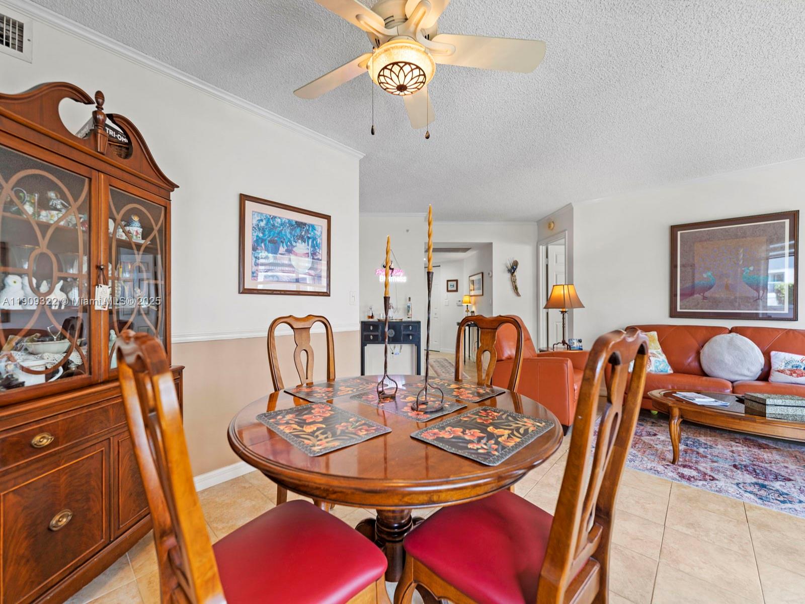 CENTER-GATE NO 1 - Residential