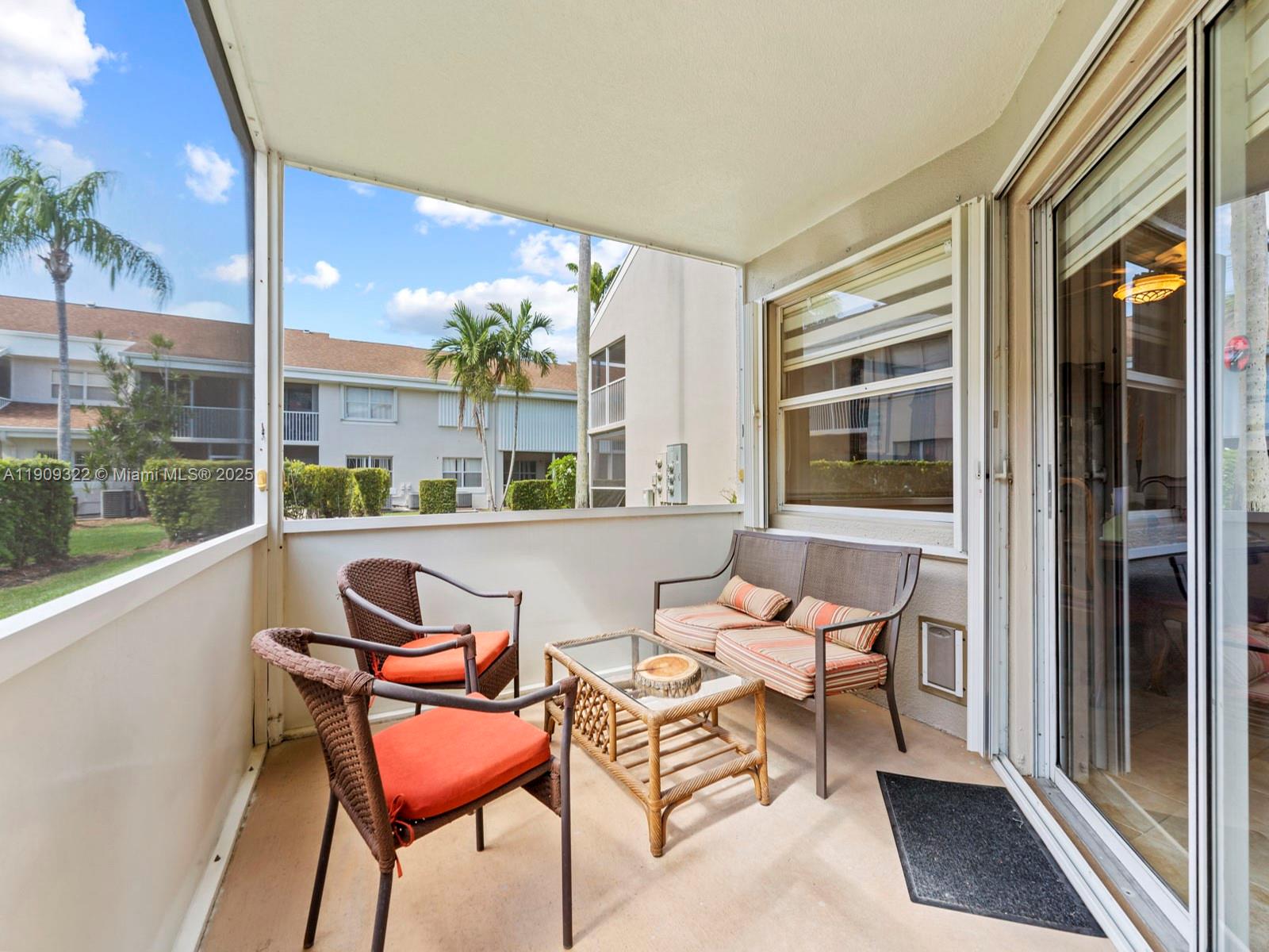 CENTER-GATE NO 1 - Residential