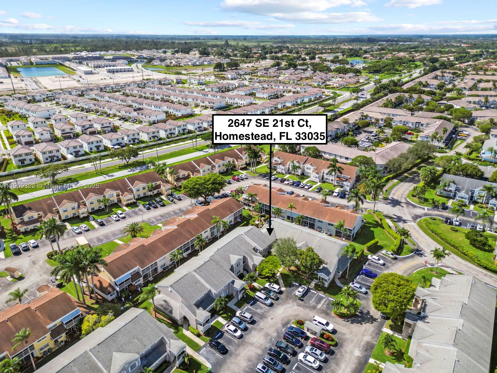 CENTER-GATE NO 1 - Residential