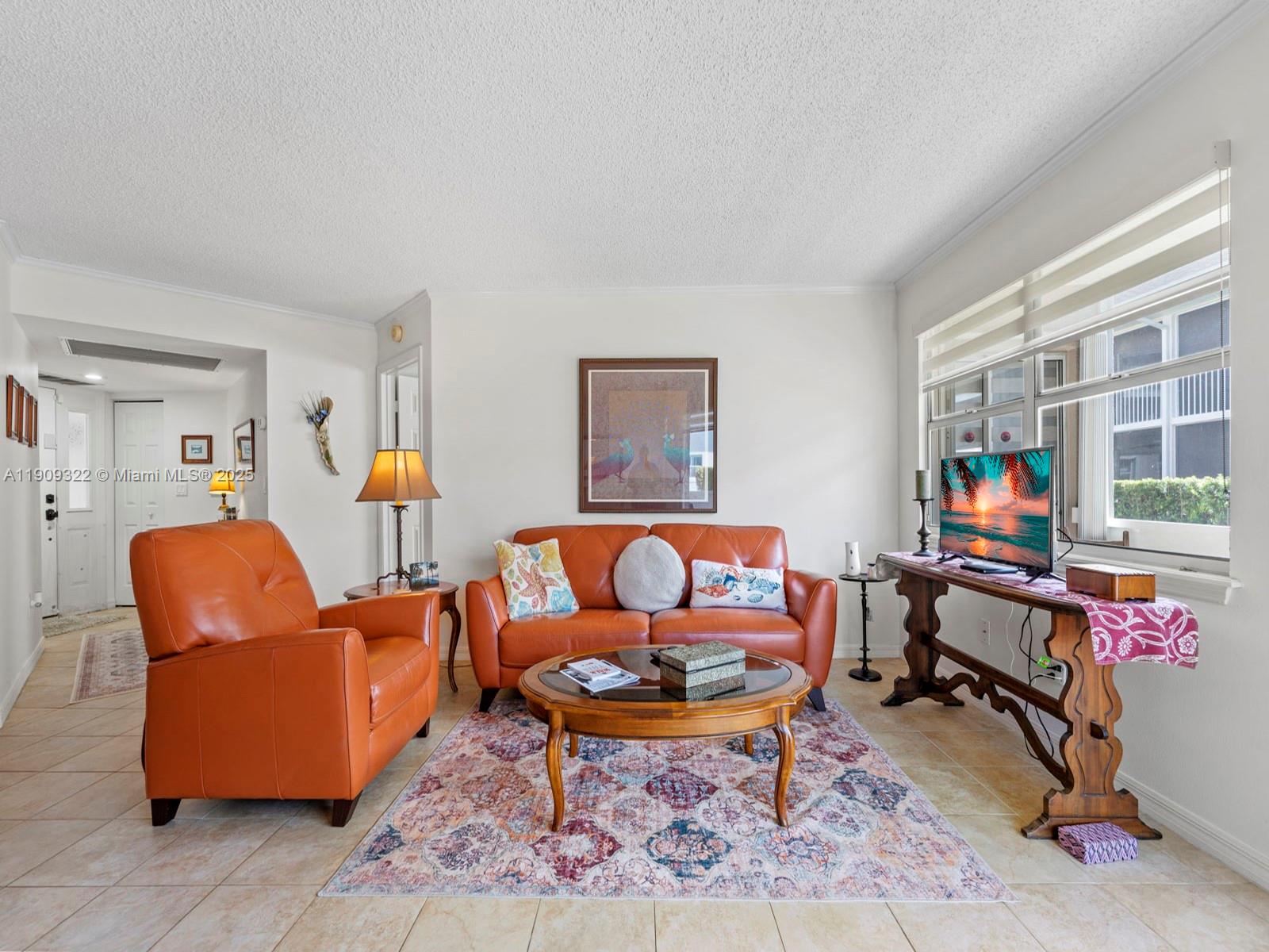 CENTER-GATE NO 1 - Residential