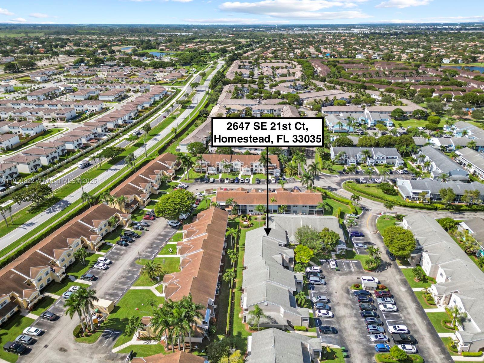 CENTER-GATE NO 1 - Residential