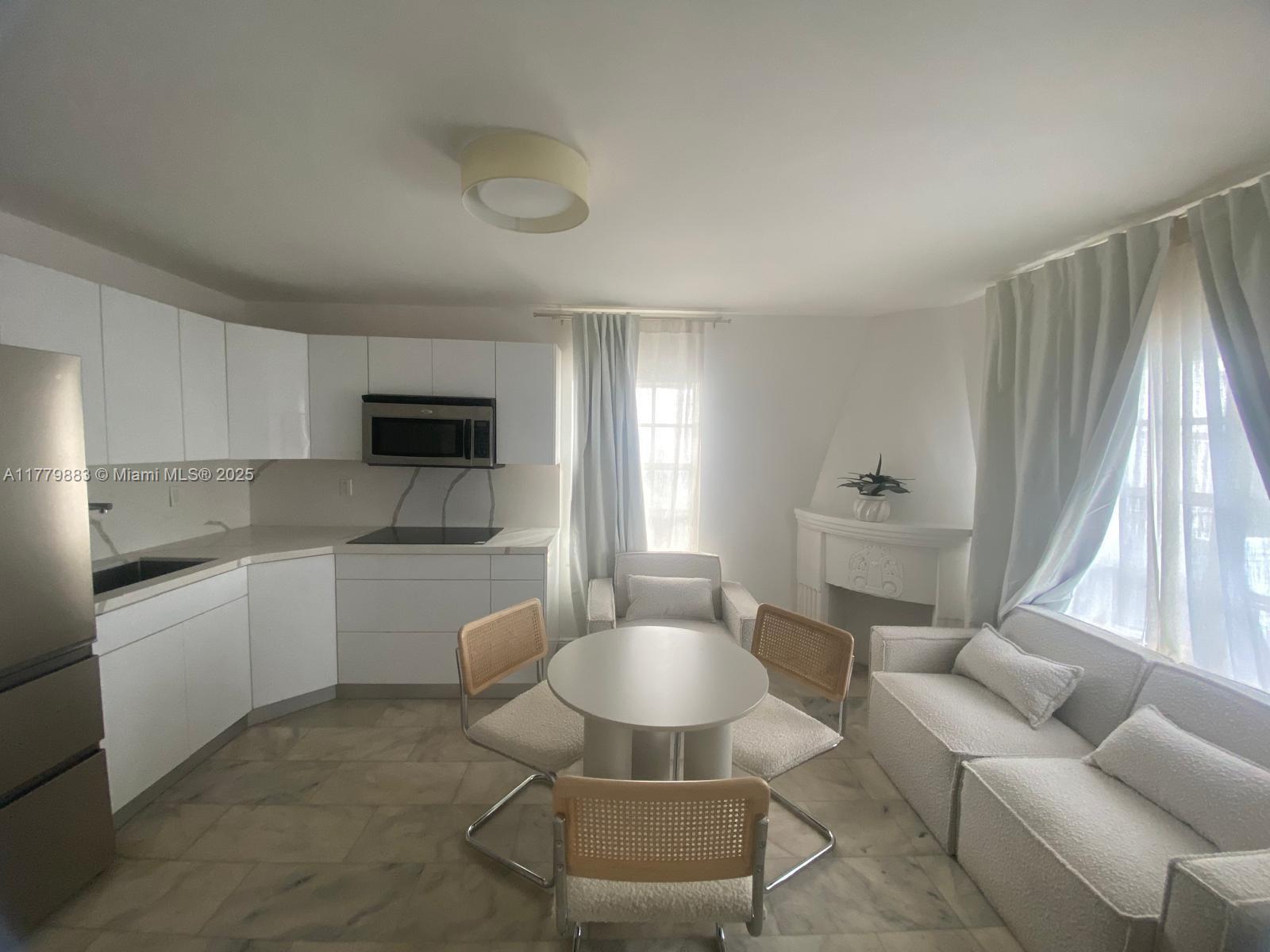 Rental Property at 1526 Pennsylvania Ave 10, Miami Beach, Miami-Dade County, Florida - Bedrooms: 1 
Bathrooms: 1  - $2,300 MO.