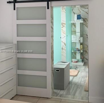 HOLLYWOOD LITTLE RANCHES - Residential