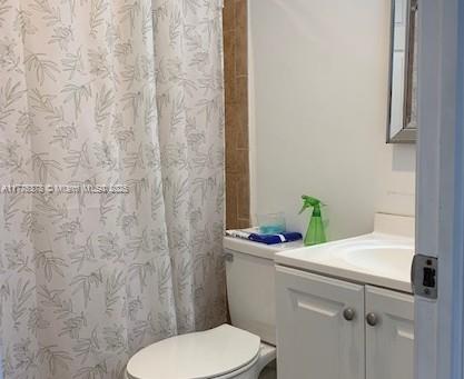 HOLLYWOOD LITTLE RANCHES - Residential