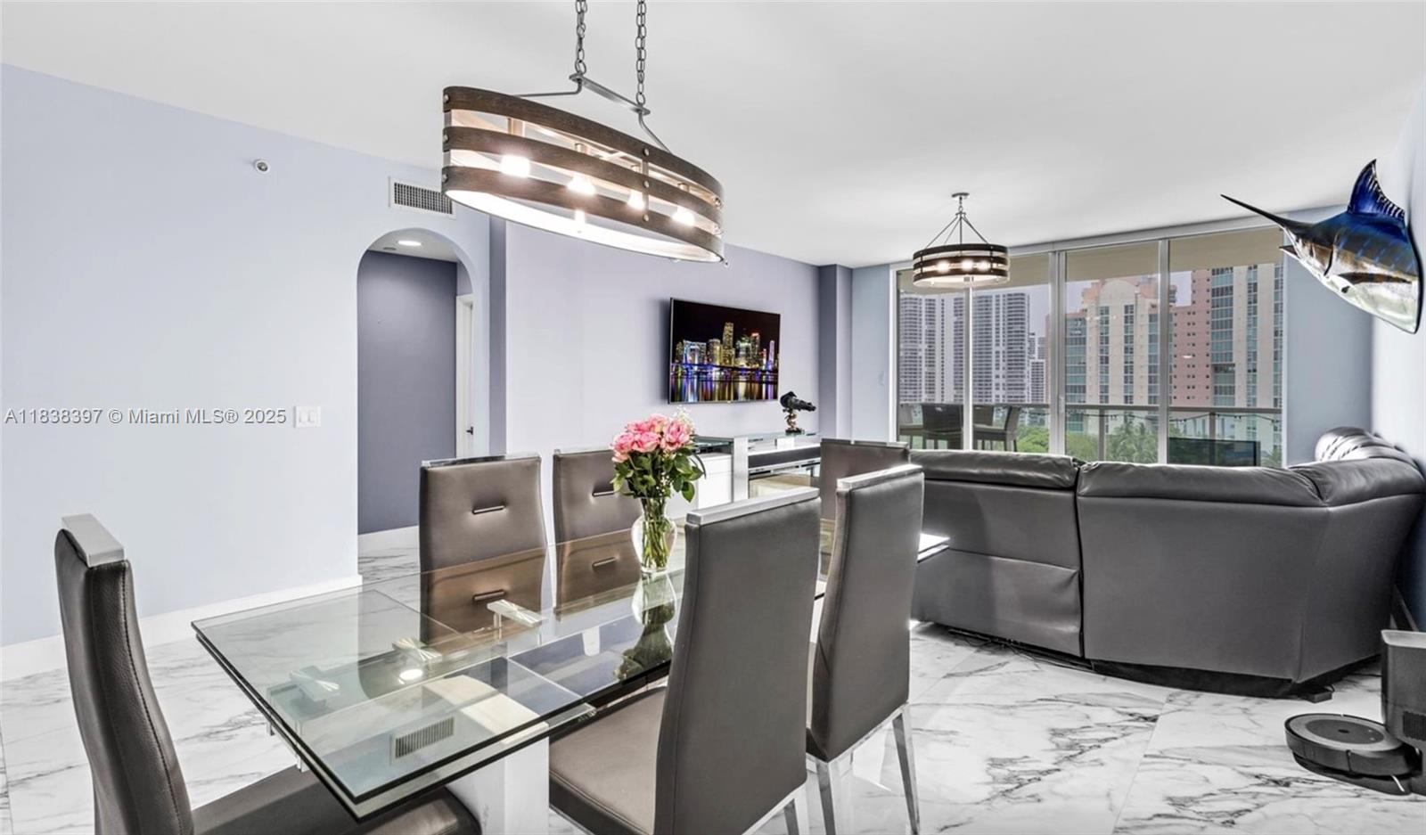 3340 NE 190th St 1003, Aventura, FL, 33180/$1,199,000 2 3340 NE 190th St 1003