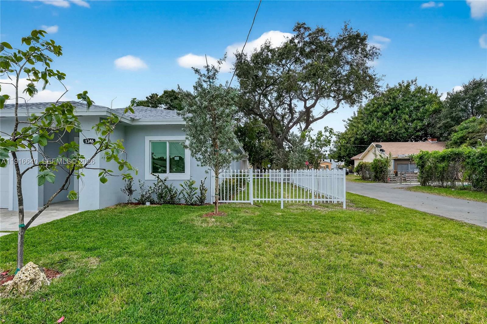 N MIAMI ESTATES - Residential