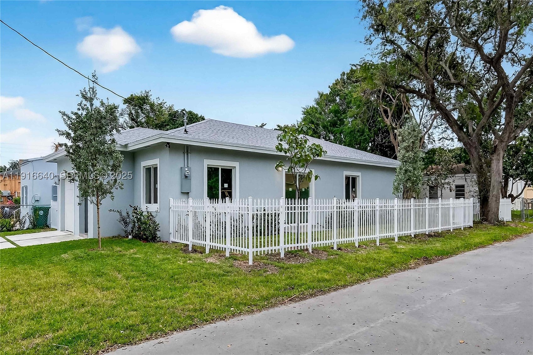 1346 NW 44th St