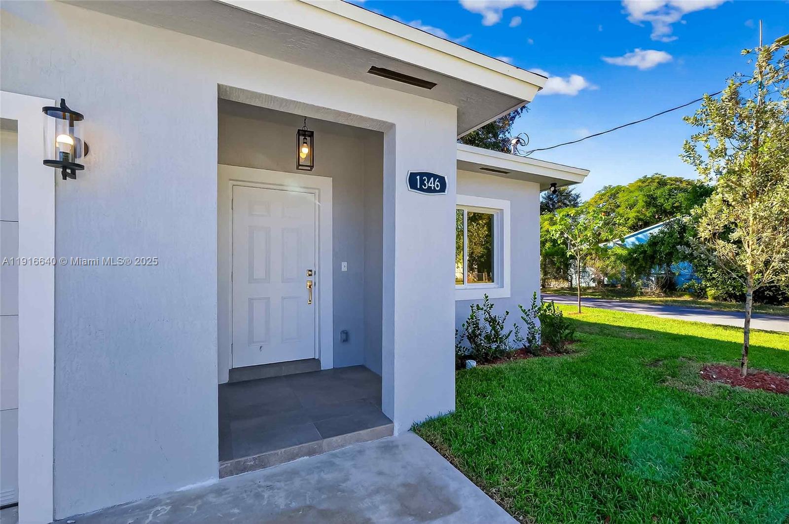 N MIAMI ESTATES - Residential