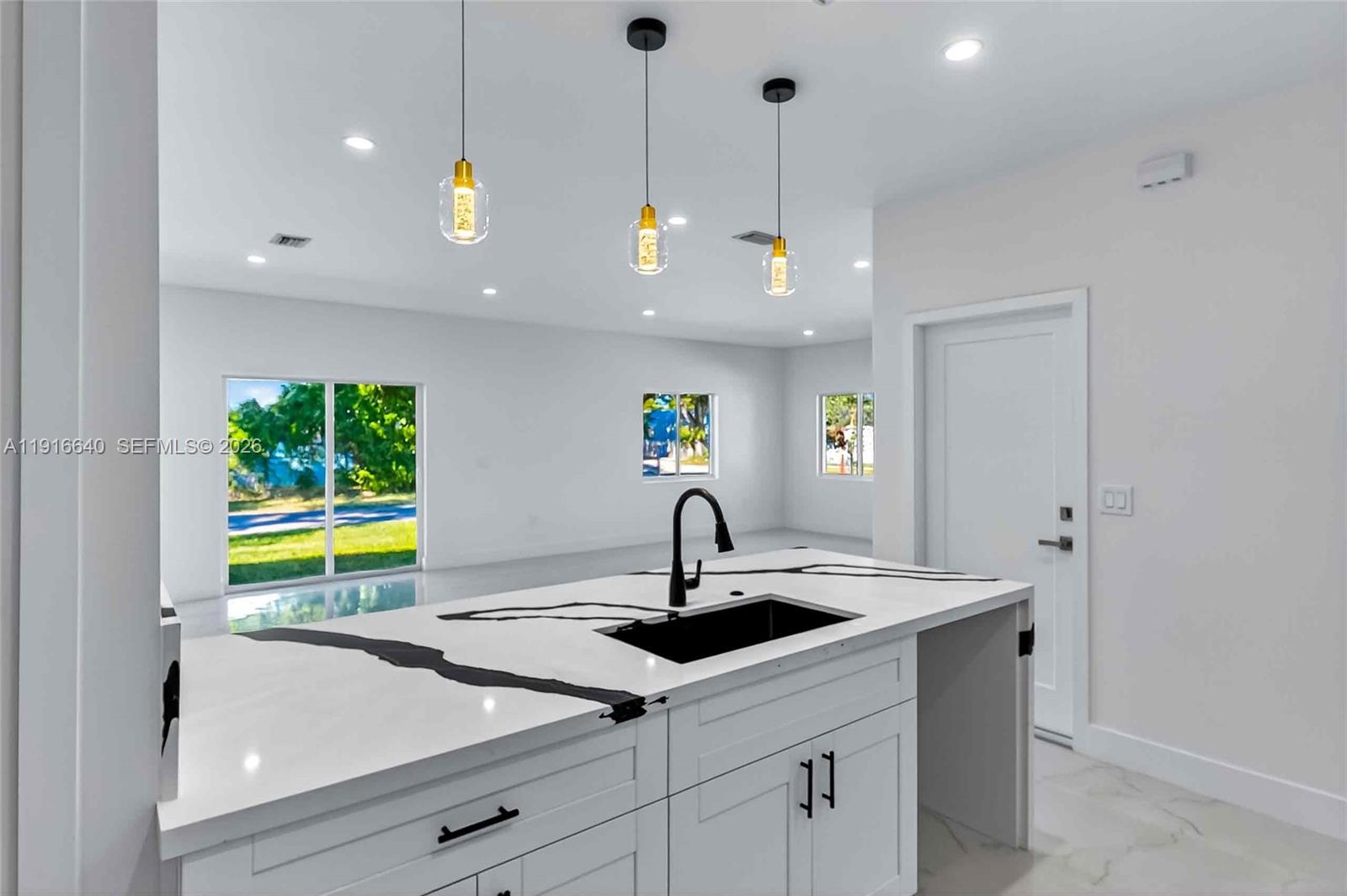 N MIAMI ESTATES - Residential