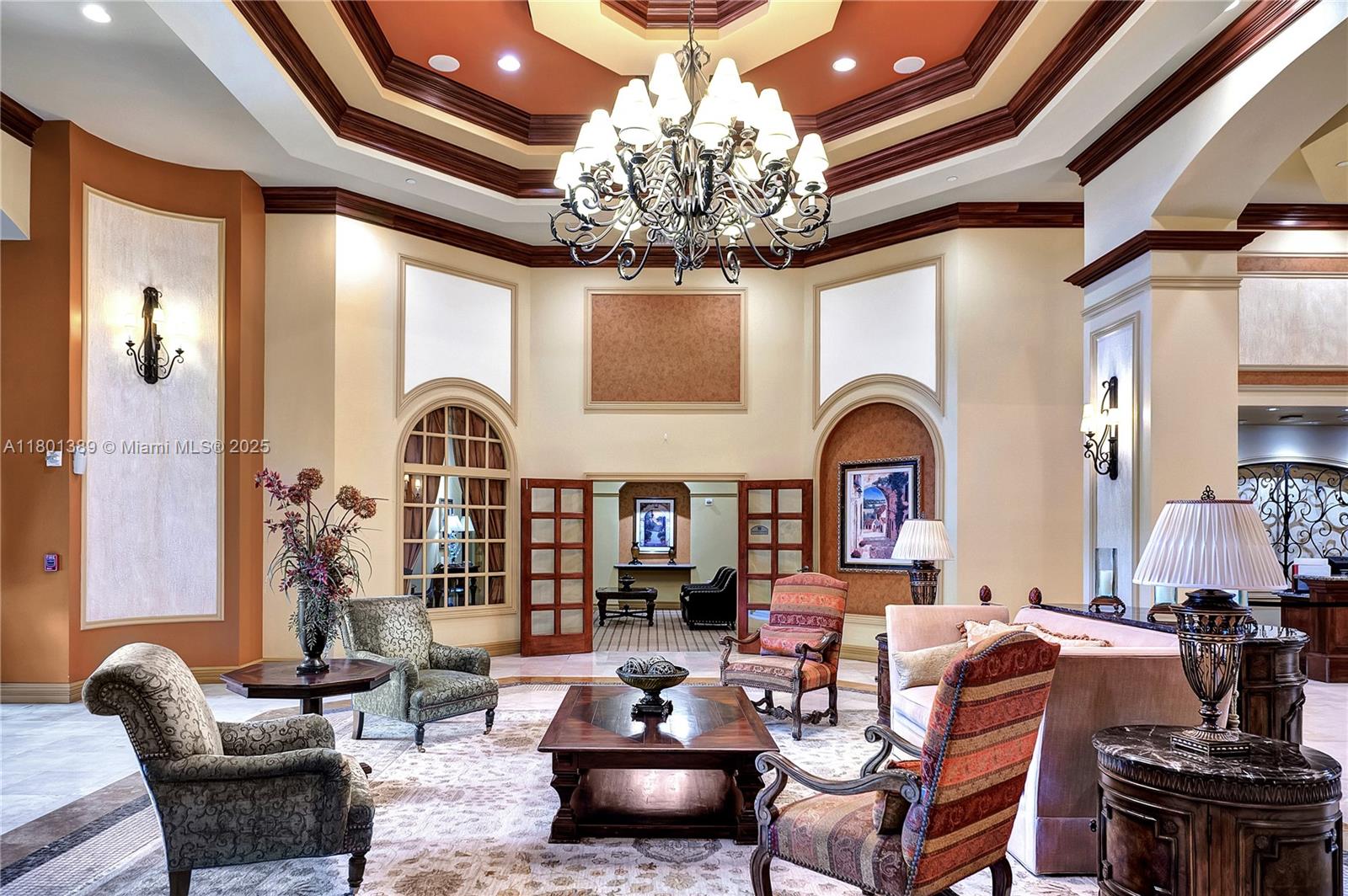 PUERTA DE PALMAS CONDO - Residential