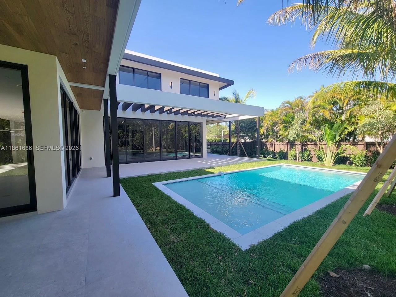OAK HEIGHTS - Residential