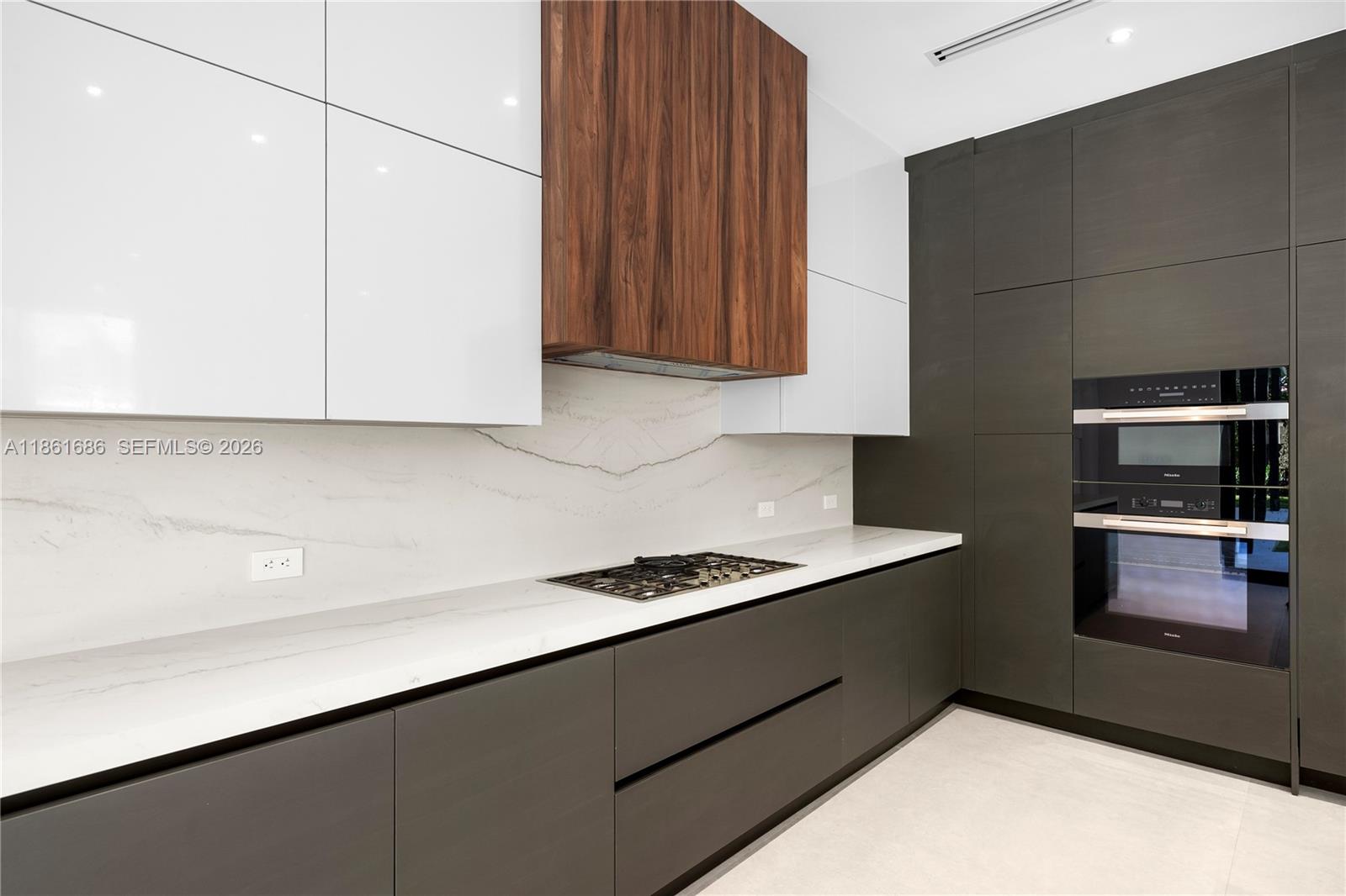 OAK HEIGHTS - Residential