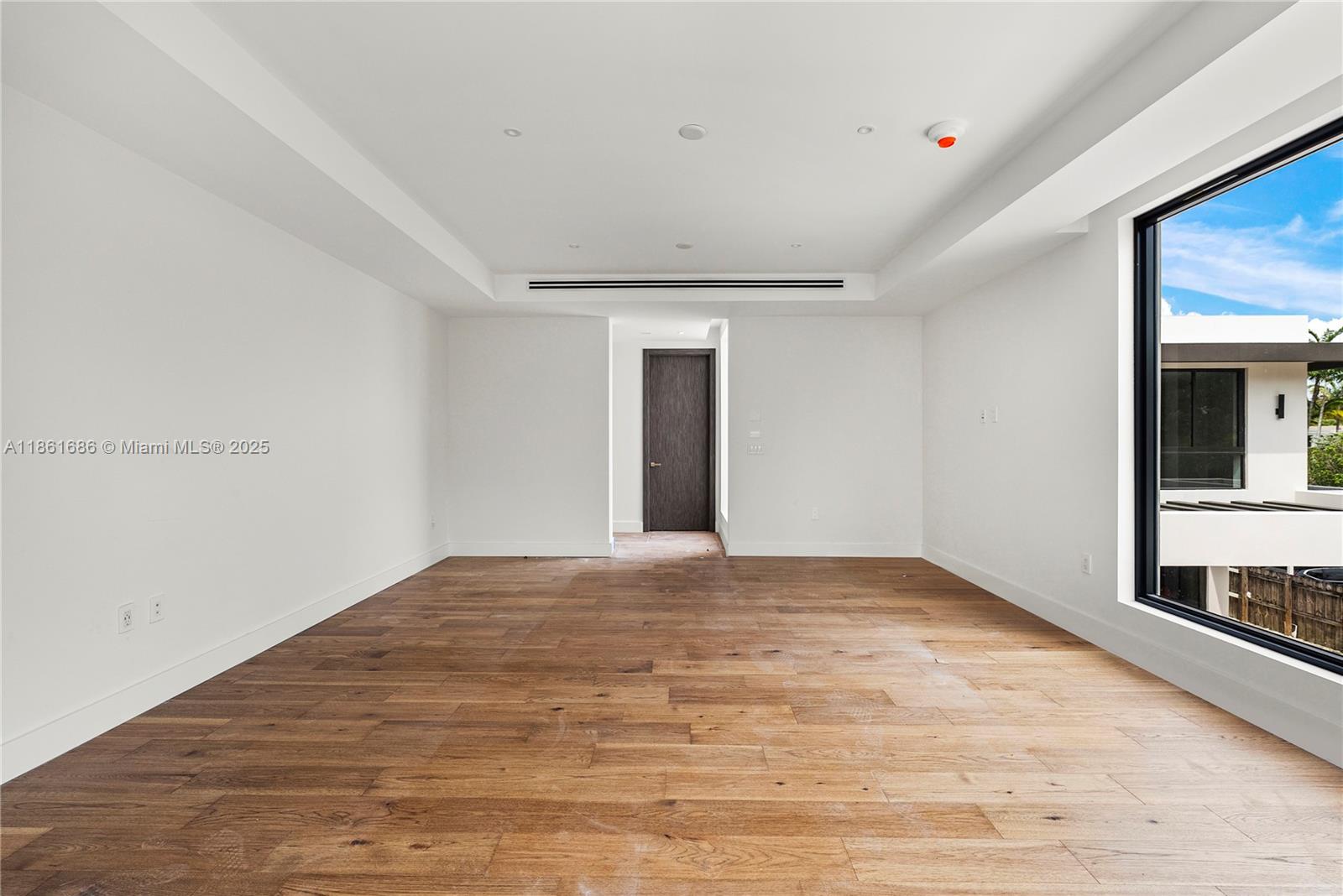 OAK HEIGHTS - Residential