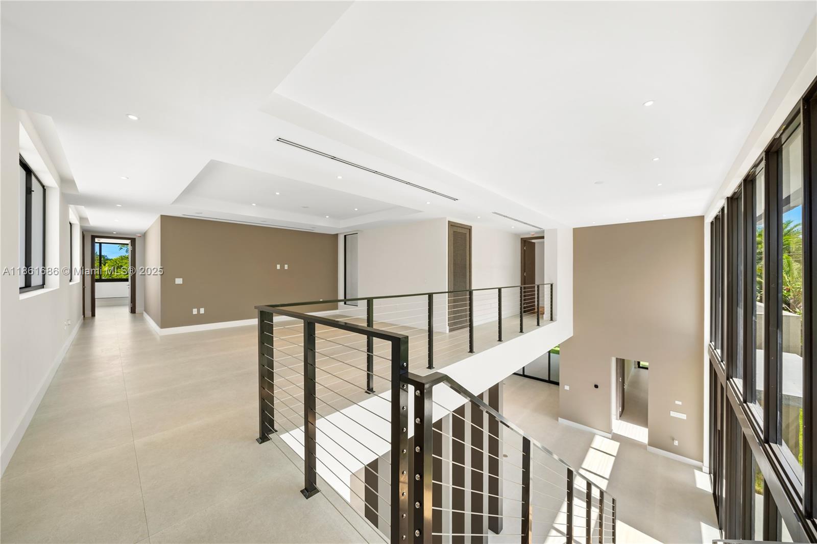 OAK HEIGHTS - Residential