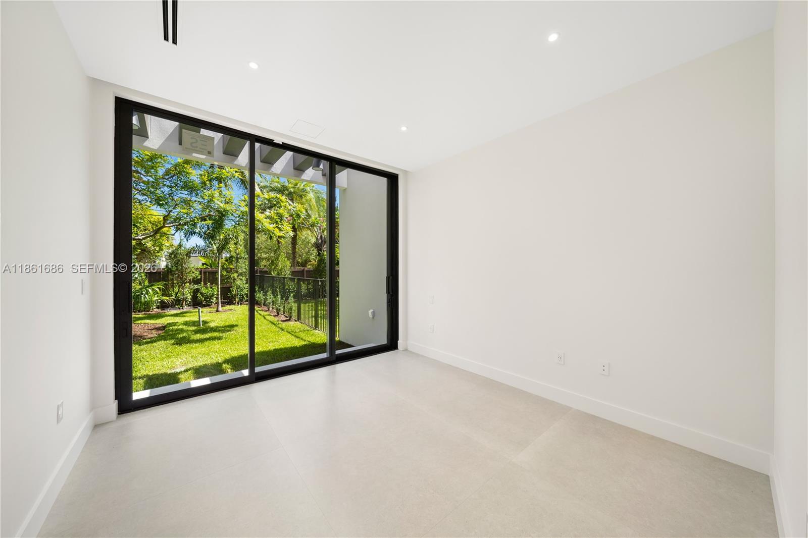 OAK HEIGHTS - Residential