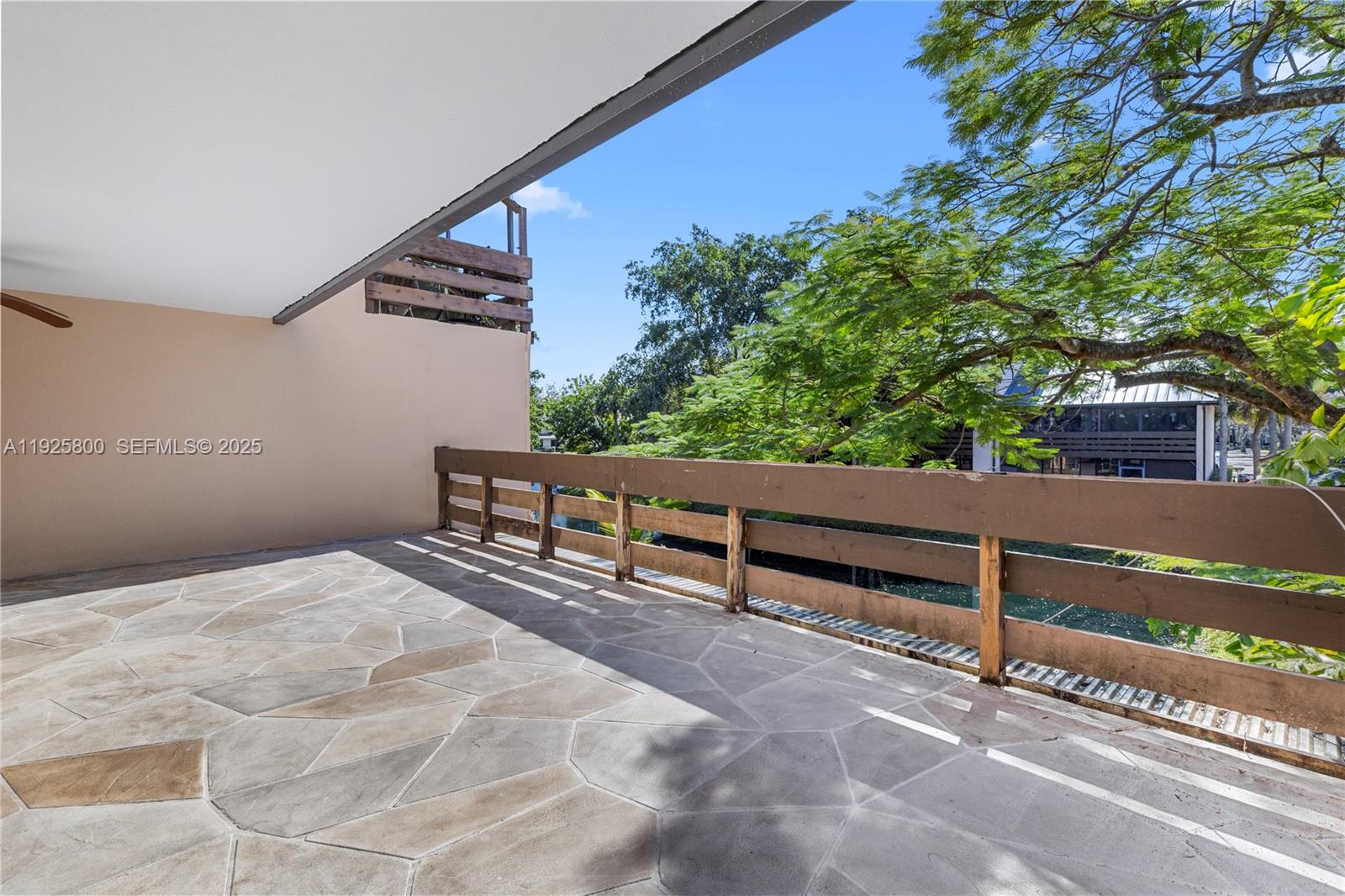 FOUNTAINS OF JACARANDA CO - Residential