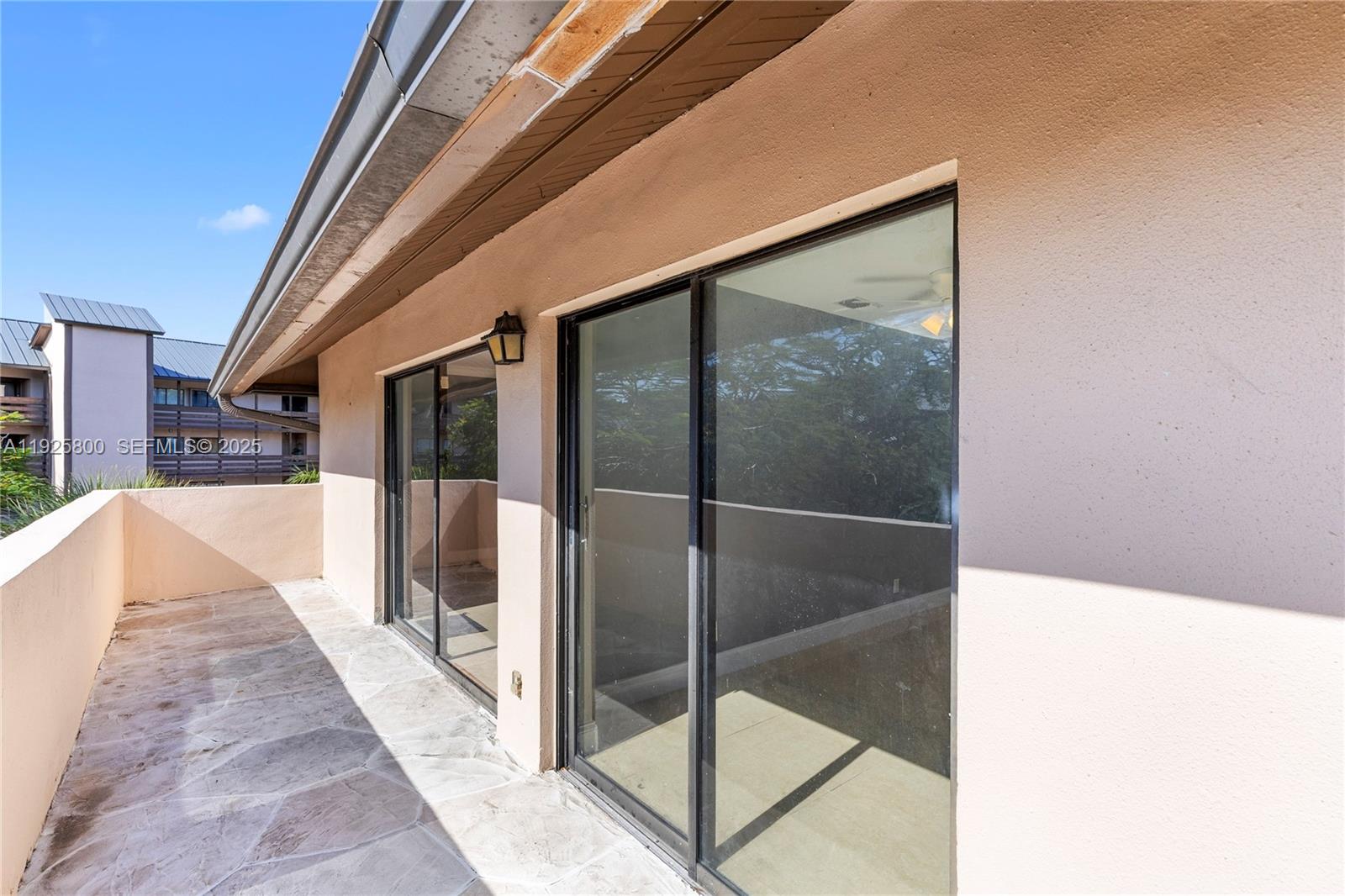 FOUNTAINS OF JACARANDA CO - Residential