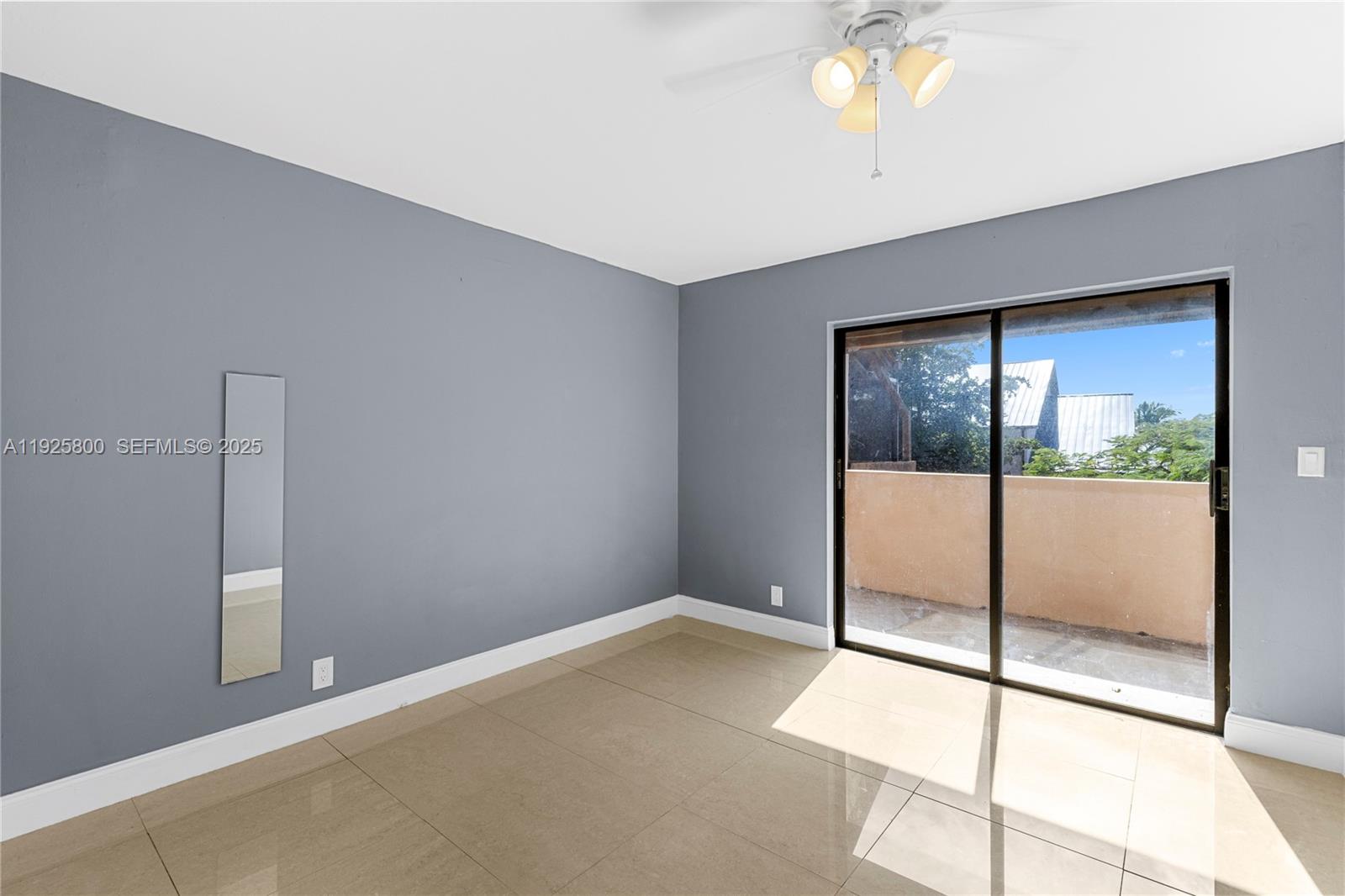 FOUNTAINS OF JACARANDA CO - Residential