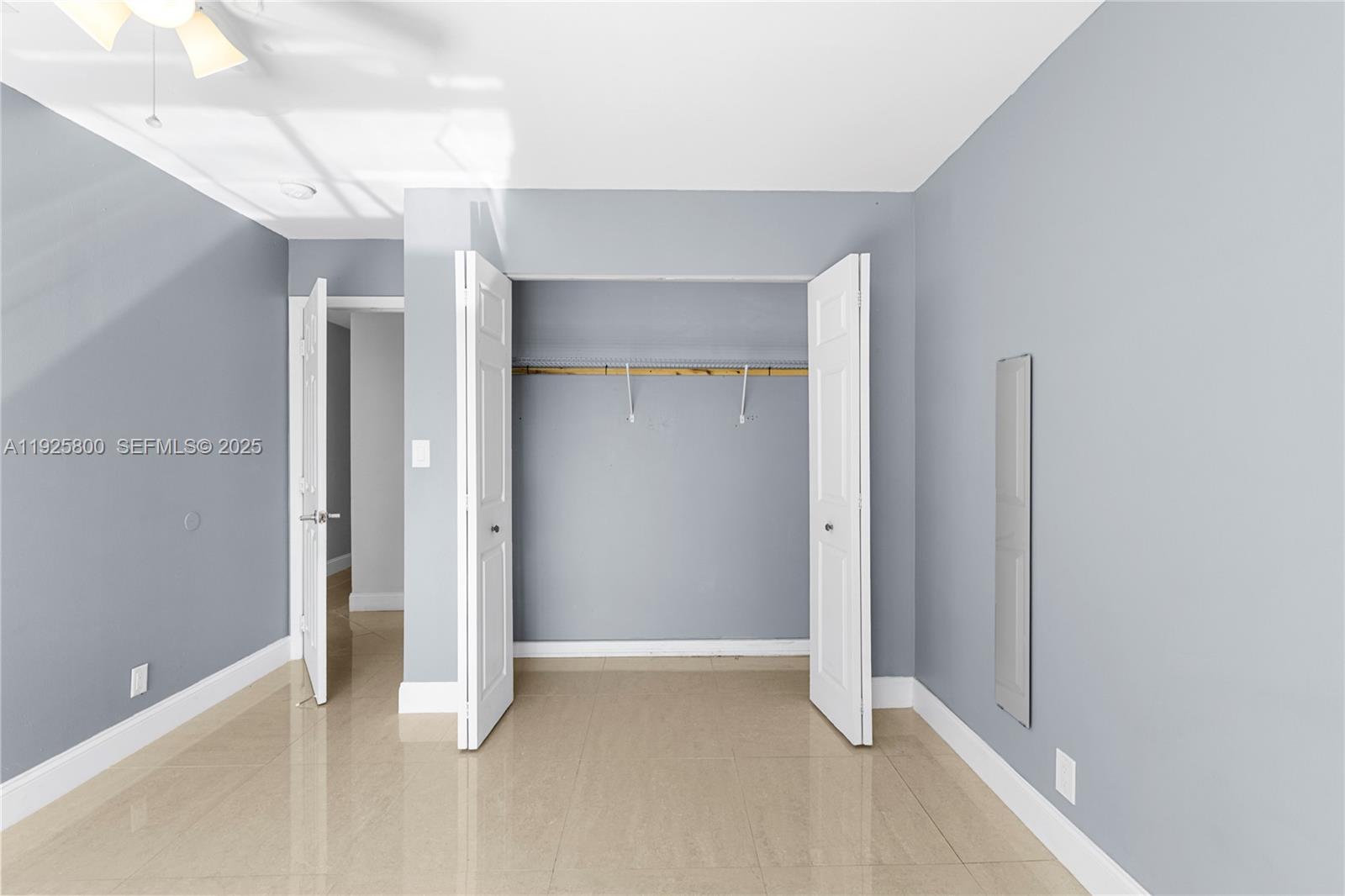 FOUNTAINS OF JACARANDA CO - Residential