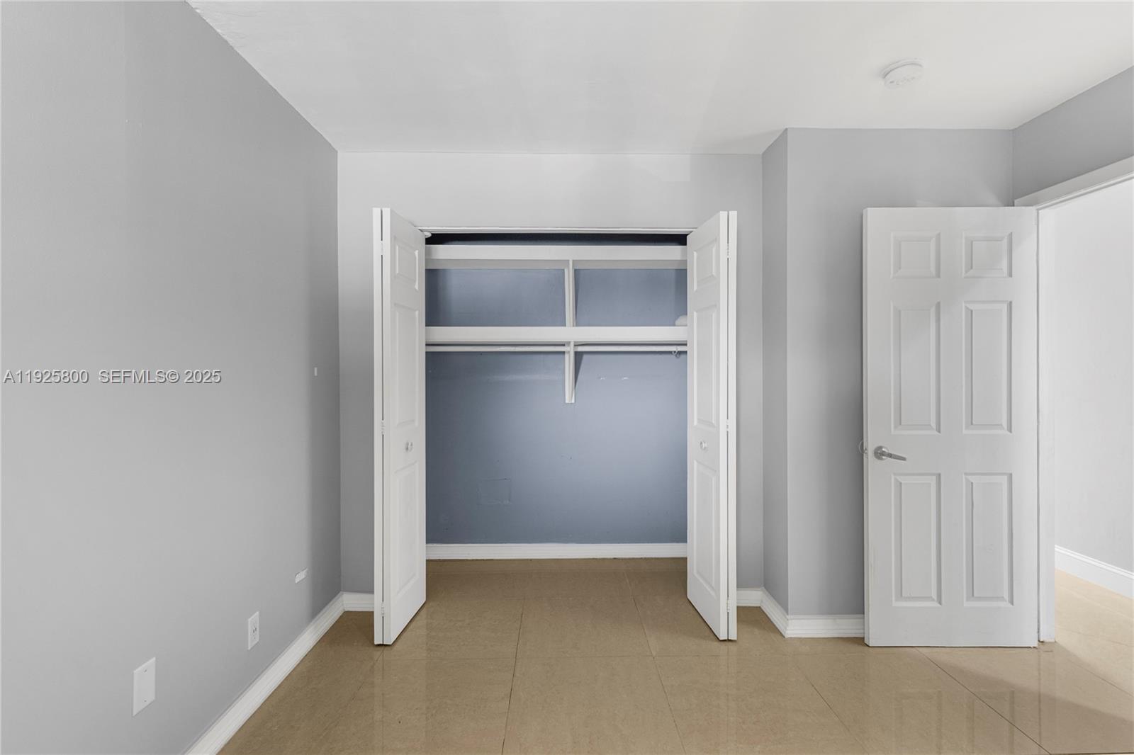 FOUNTAINS OF JACARANDA CO - Residential