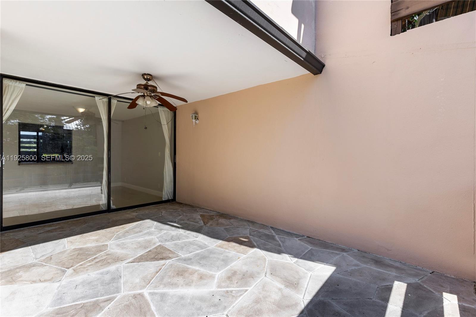 FOUNTAINS OF JACARANDA CO - Residential