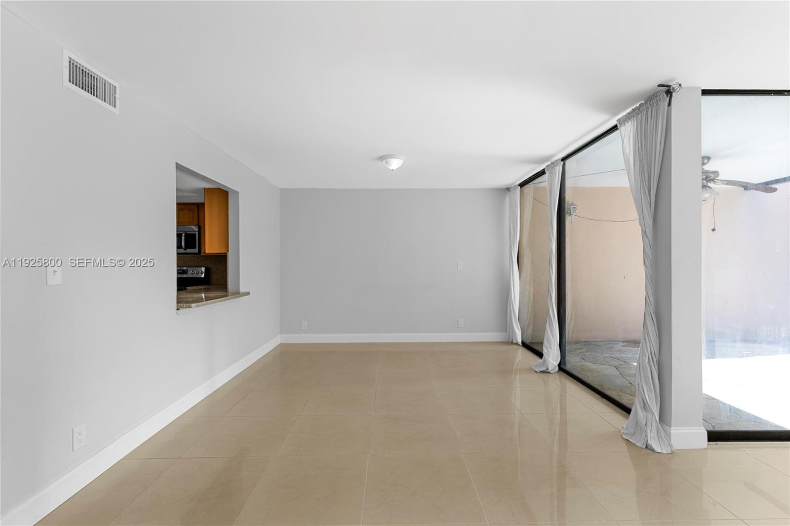 FOUNTAINS OF JACARANDA CO - Residential