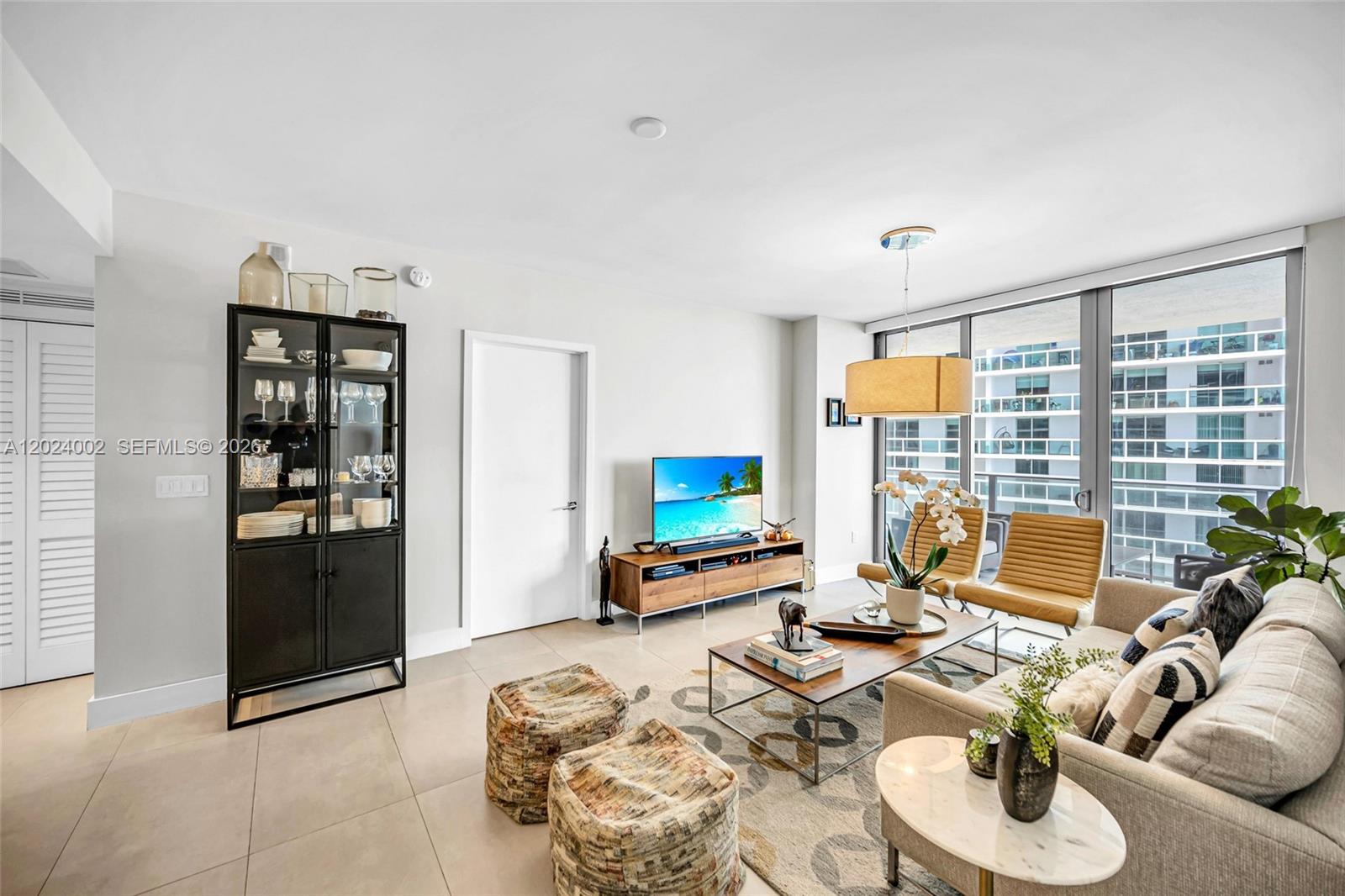 ARIA ON THE BAY CONDO - Residential Lease
