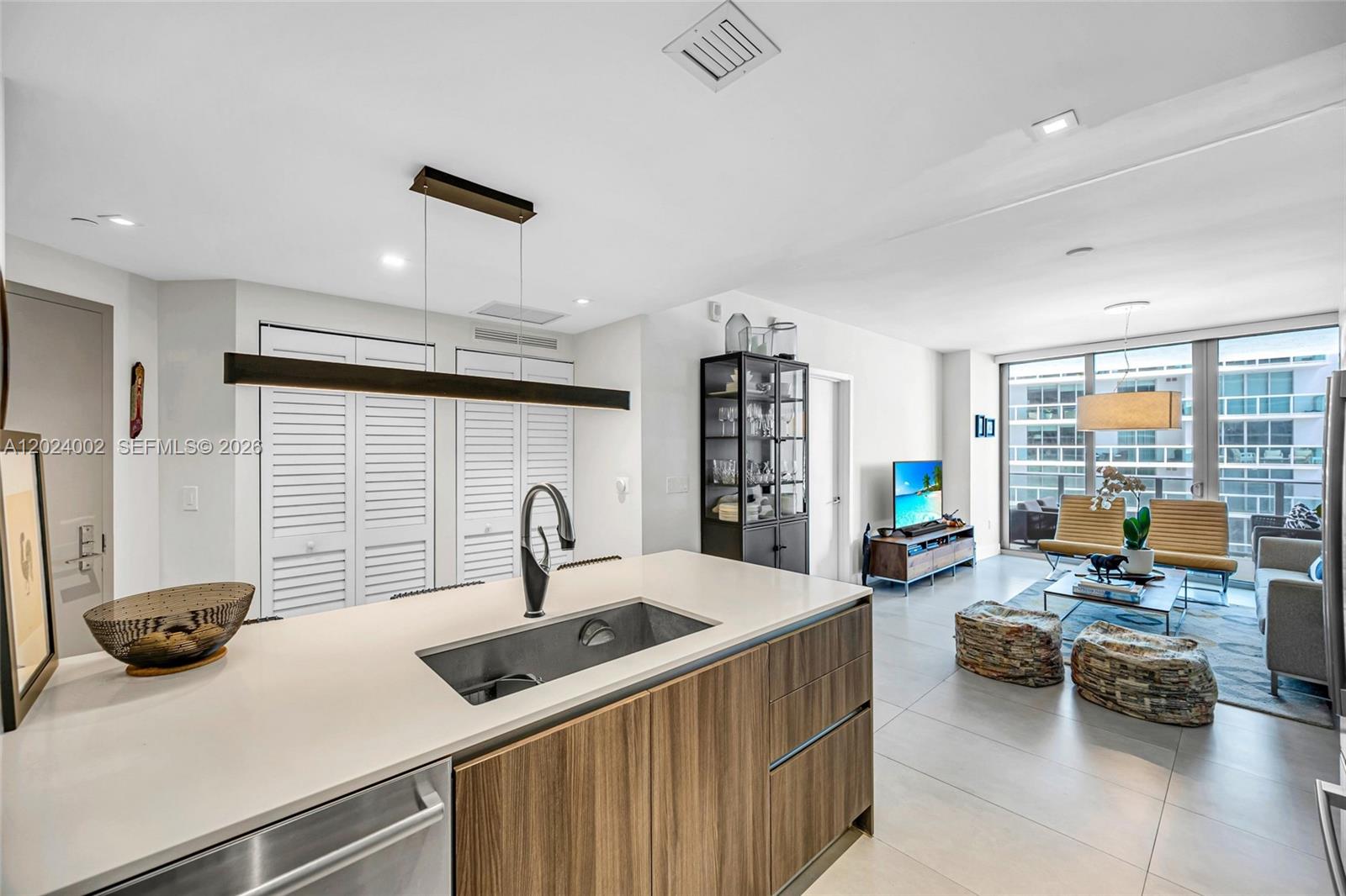 ARIA ON THE BAY CONDO - Residential Lease