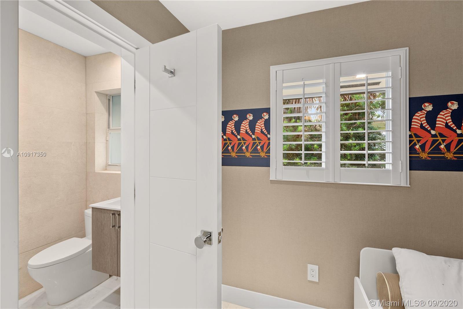 BAY HARBOR ISLAND - Residential