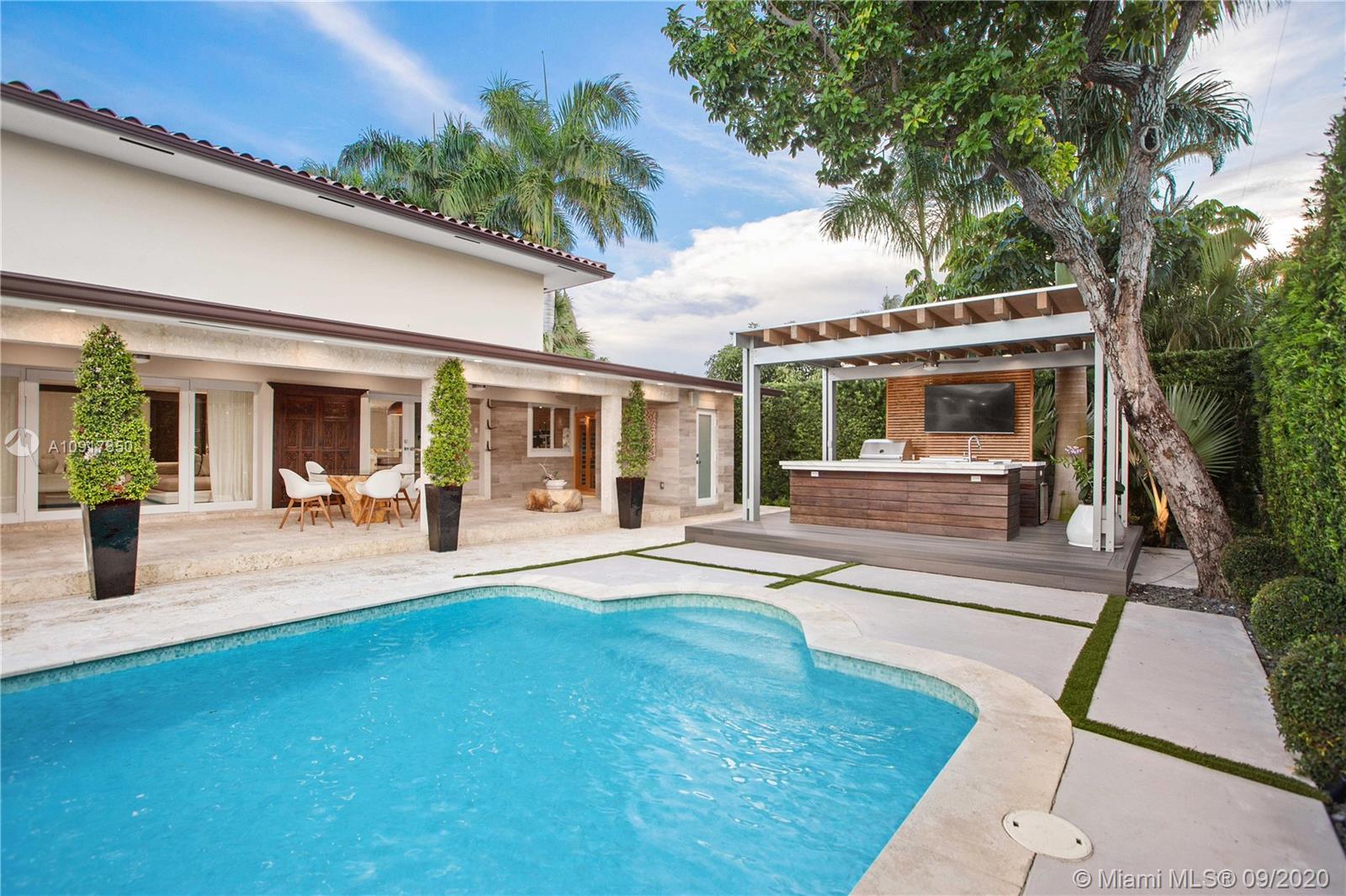 BAY HARBOR ISLAND - Residential