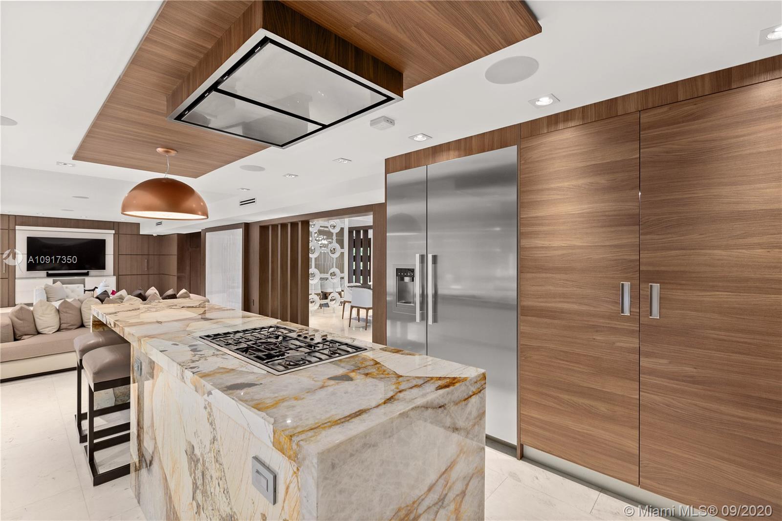 BAY HARBOR ISLAND - Residential