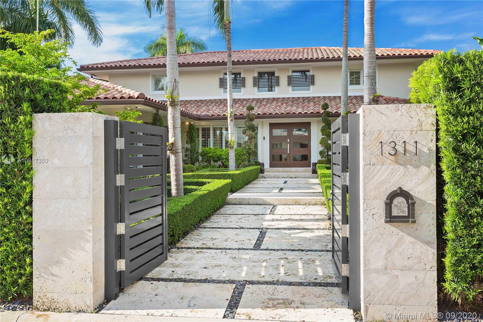 BAY HARBOR ISLAND - Residential