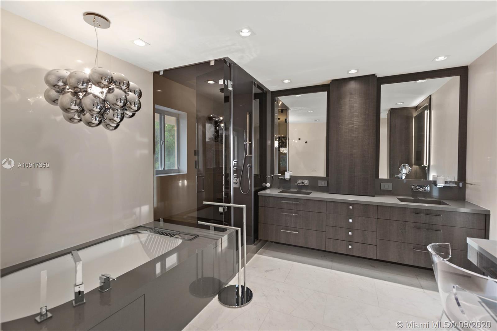 BAY HARBOR ISLAND - Residential