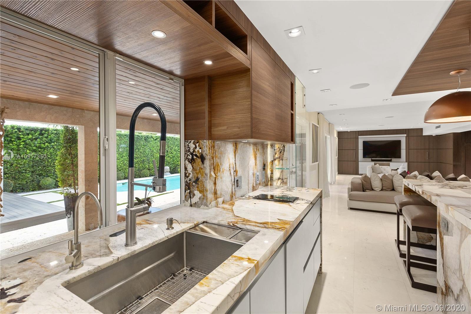 BAY HARBOR ISLAND - Residential