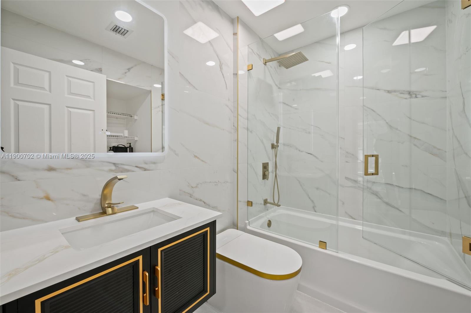 SILVER SHORES (PARCELS H - Residential