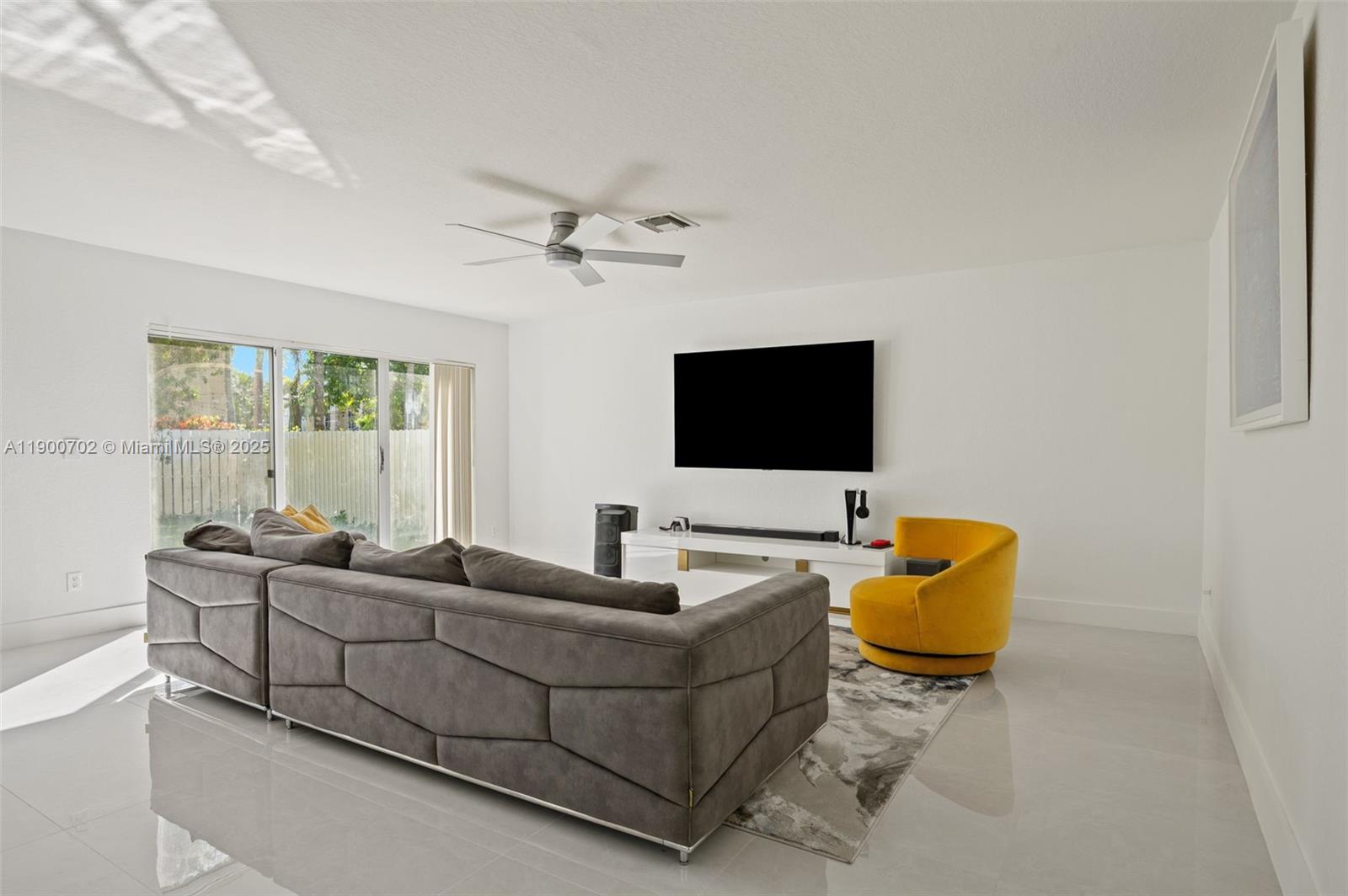 SILVER SHORES (PARCELS H - Residential