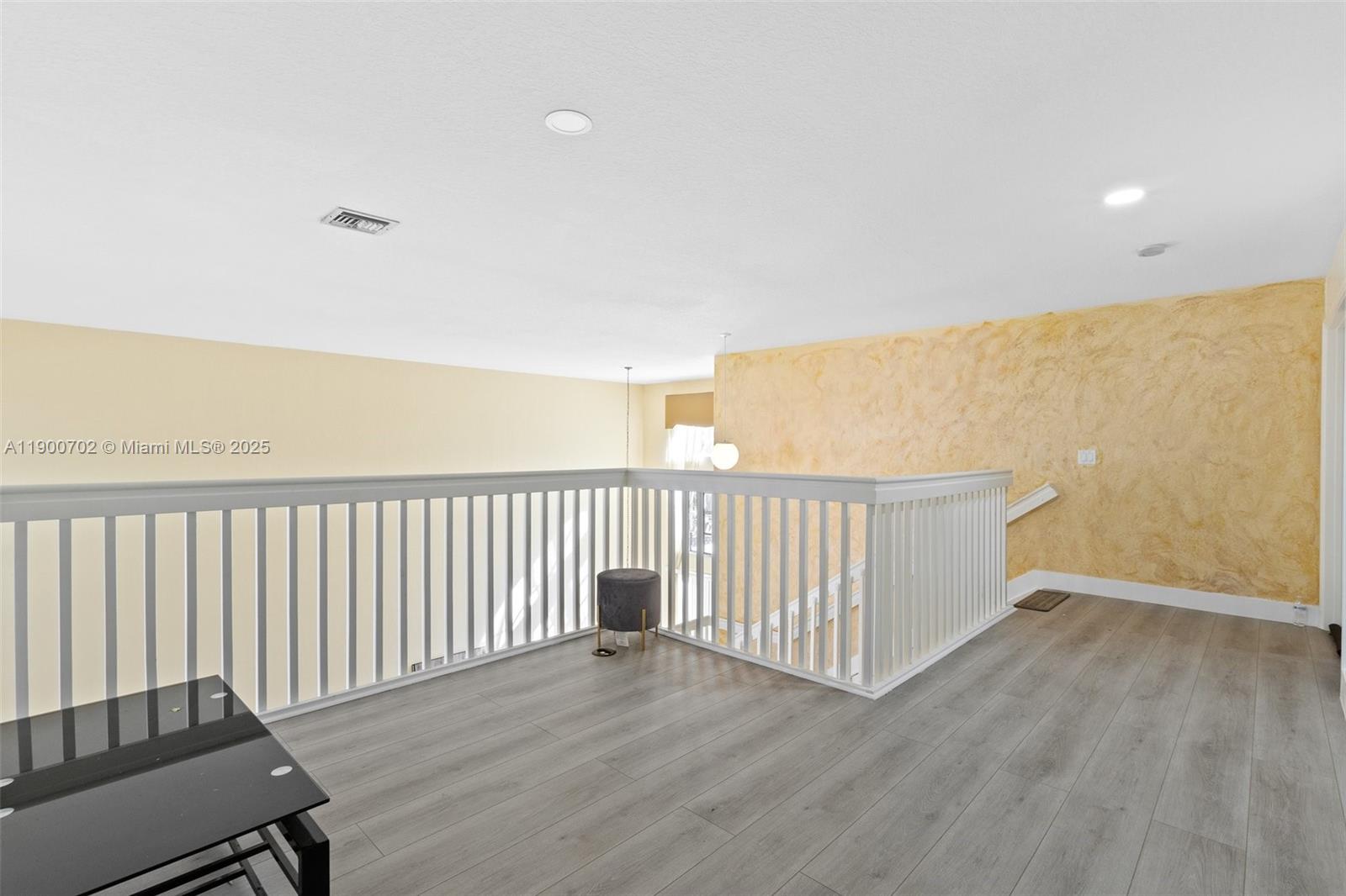 SILVER SHORES (PARCELS H - Residential