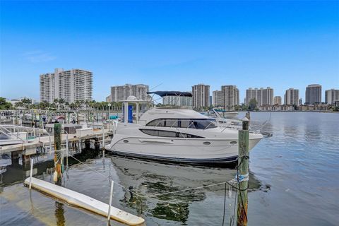 18041 Biscayne Blvd Aventura FL 33160
