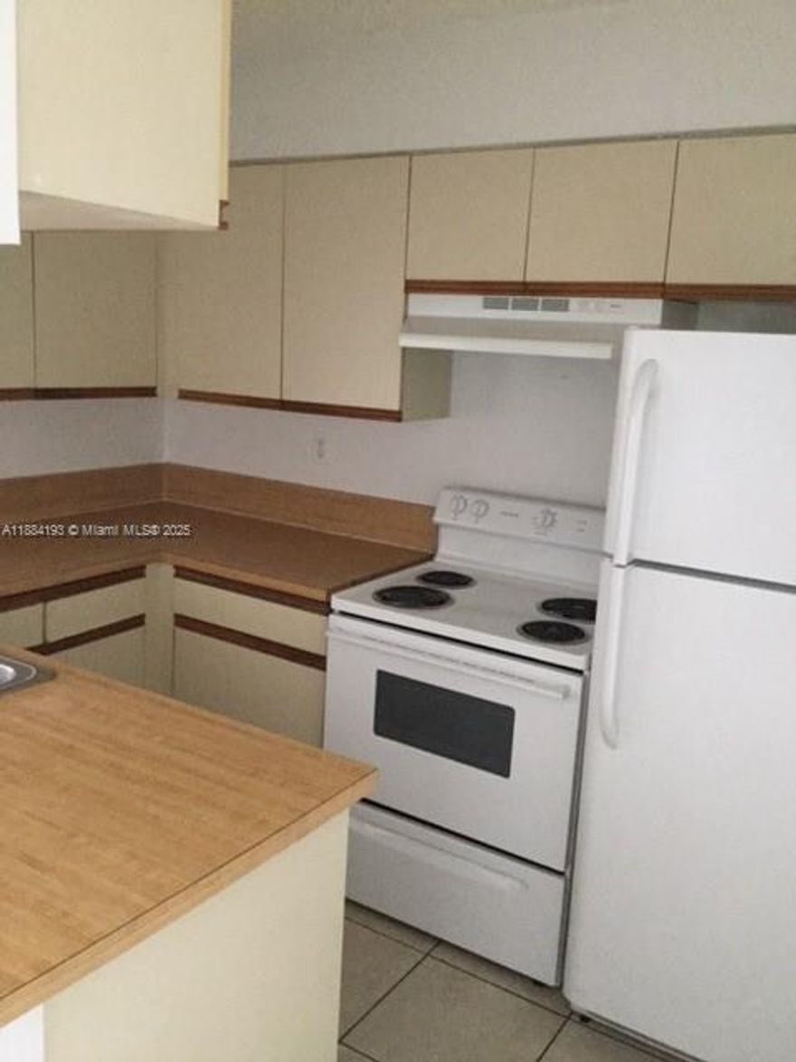 Spacious unit in convenient location near highways and shopping.