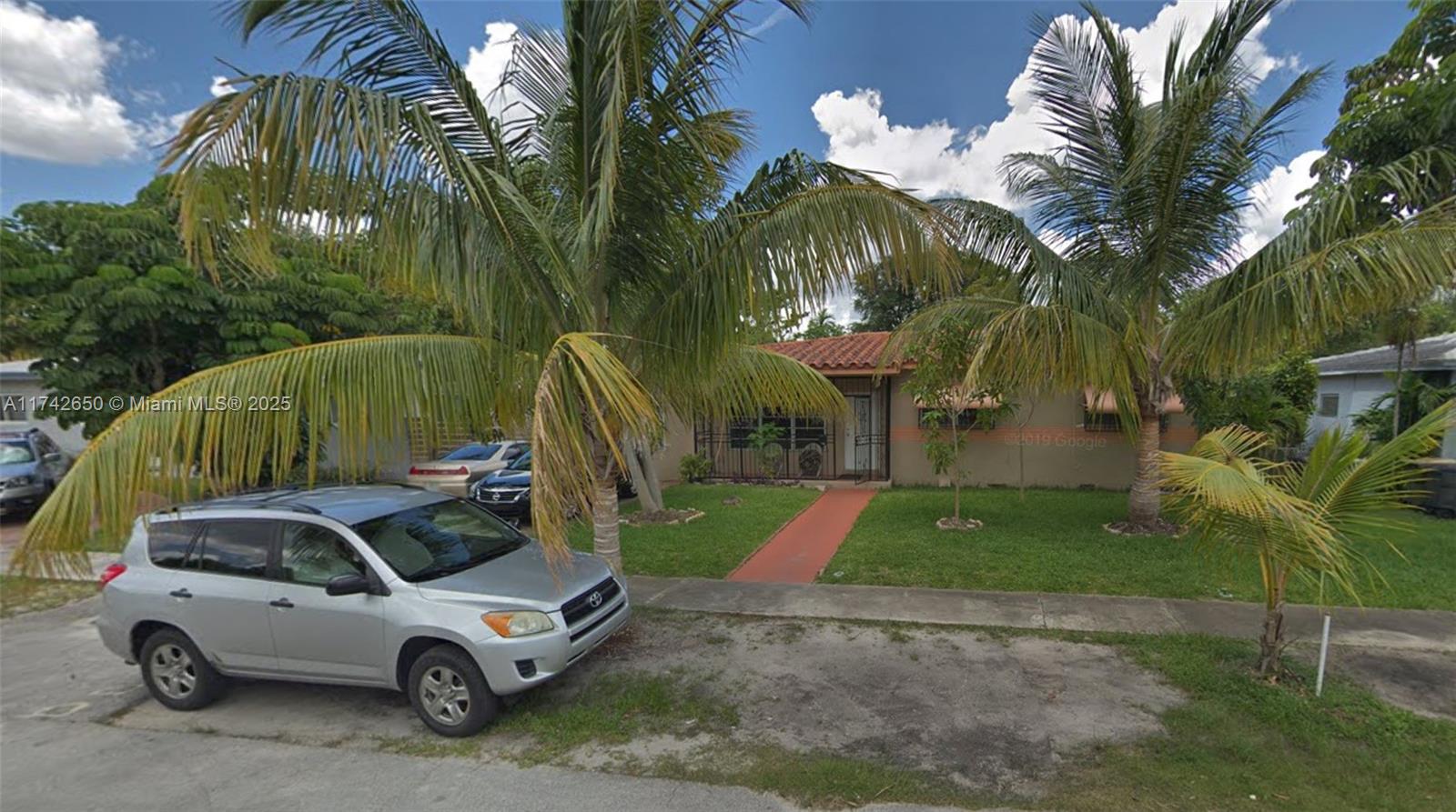 Property for Sale at 1445 Ne 136th St, North Miami, Miami-Dade County, Florida - Bedrooms: 4 
Bathrooms: 3  - $550,000