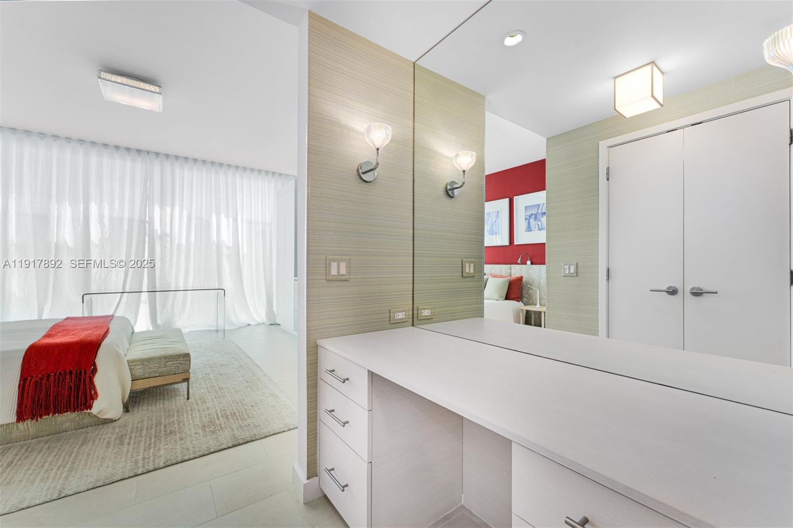 NORTH CARILLON BEACH COND - Residential