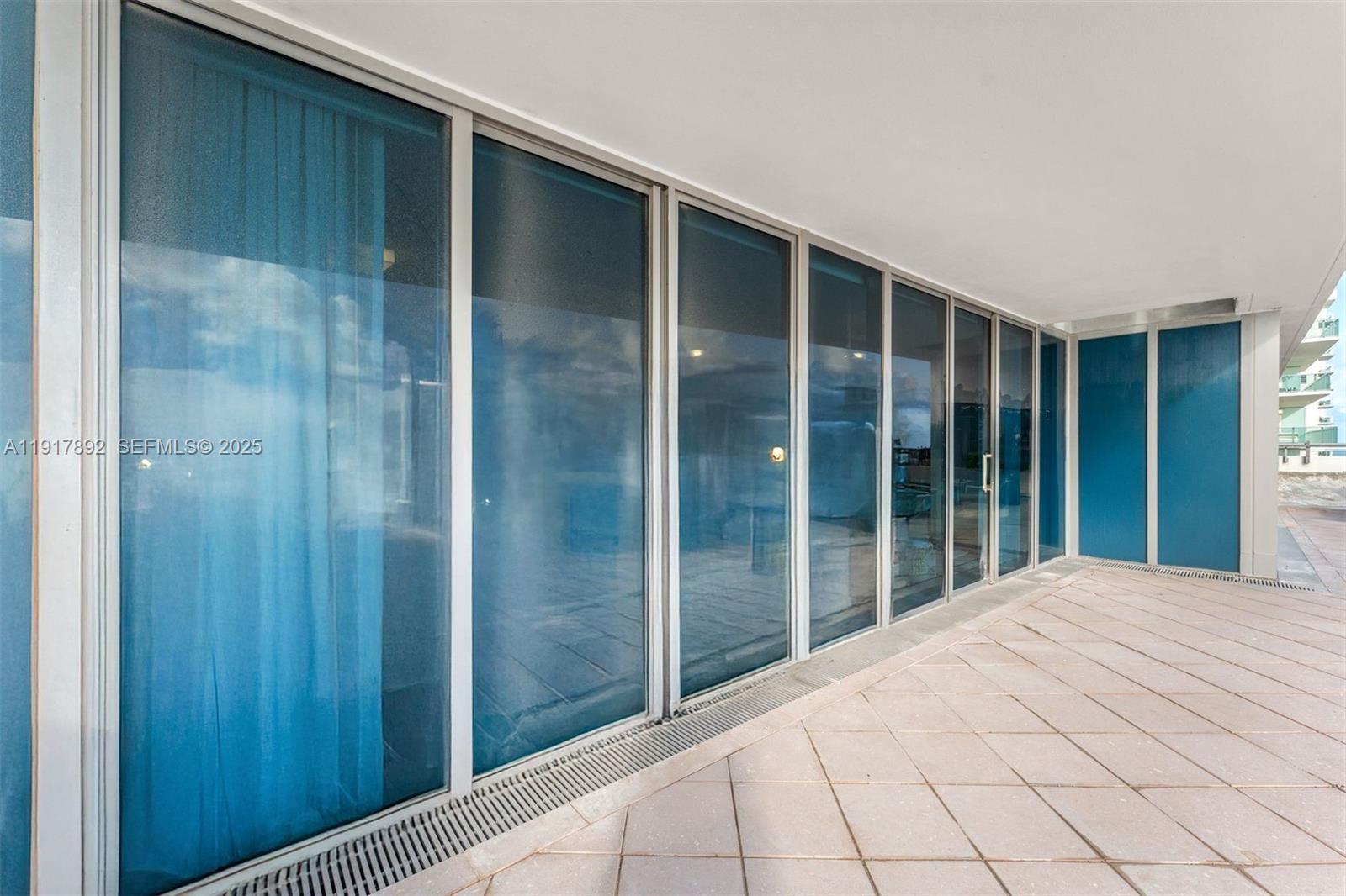 NORTH CARILLON BEACH COND - Residential