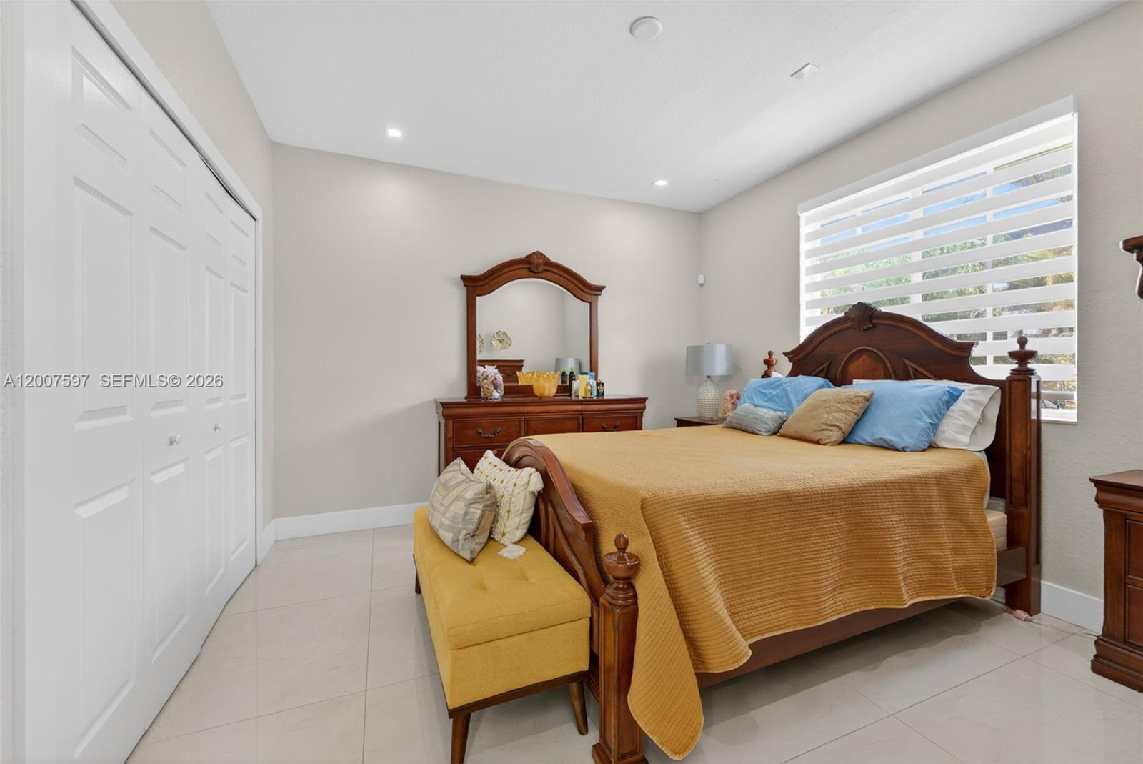 RENAISSANCE RANCHES - Residential